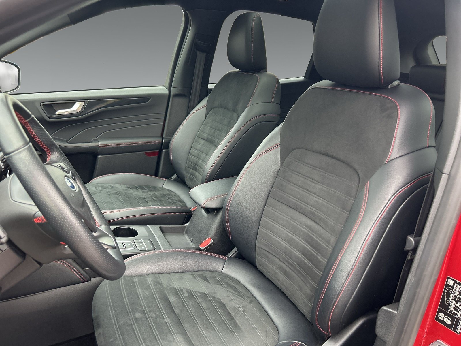 Ford Kuga 2.5 Duratec Plug-in-Hybrid PHEV ST-Line X +WinterPaket+Panorama-Schiebedach