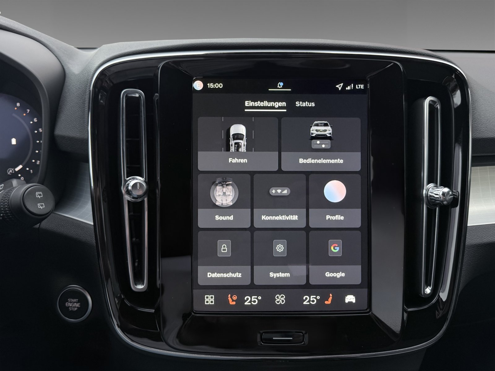 Volvo XC40 B3 Plus Dark+Pixel-LED+abged. Seitenscheiben+