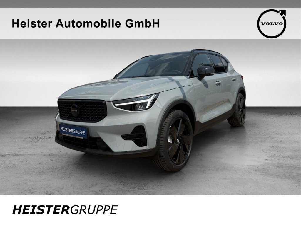 Volvo XC40 B3 Plus Black