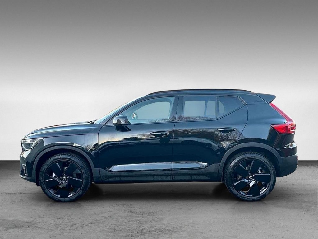 Volvo XC40 B4 Plus Black Edition+7.500€ Preisvorteil+FS-Heizung+ACC+HK+BLIS