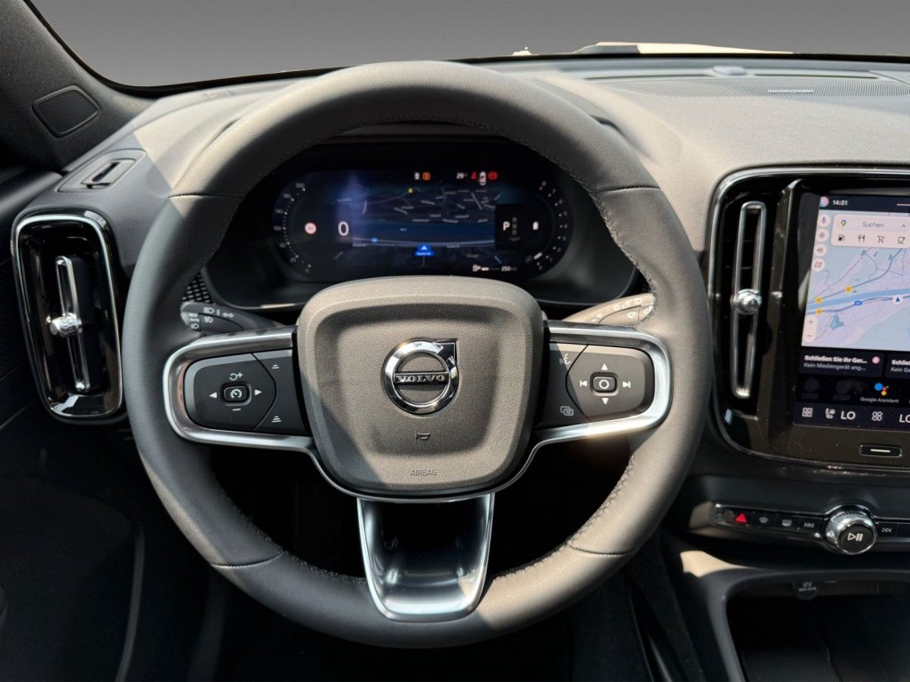 Volvo XC40 B4 Plus Black Edition+Licht-Paket+ACC+BLIS+Memory