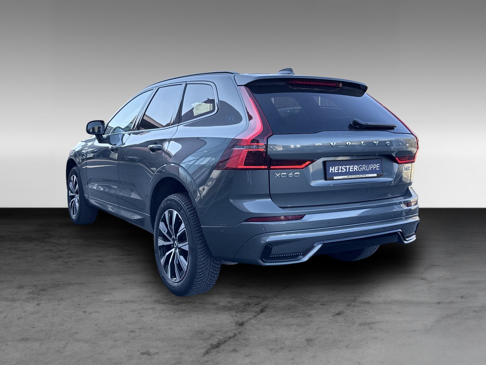 Volvo XC60 T8 Ultra Dark+Premium-Paket+Luftfahrwerk+B&W+Massage
