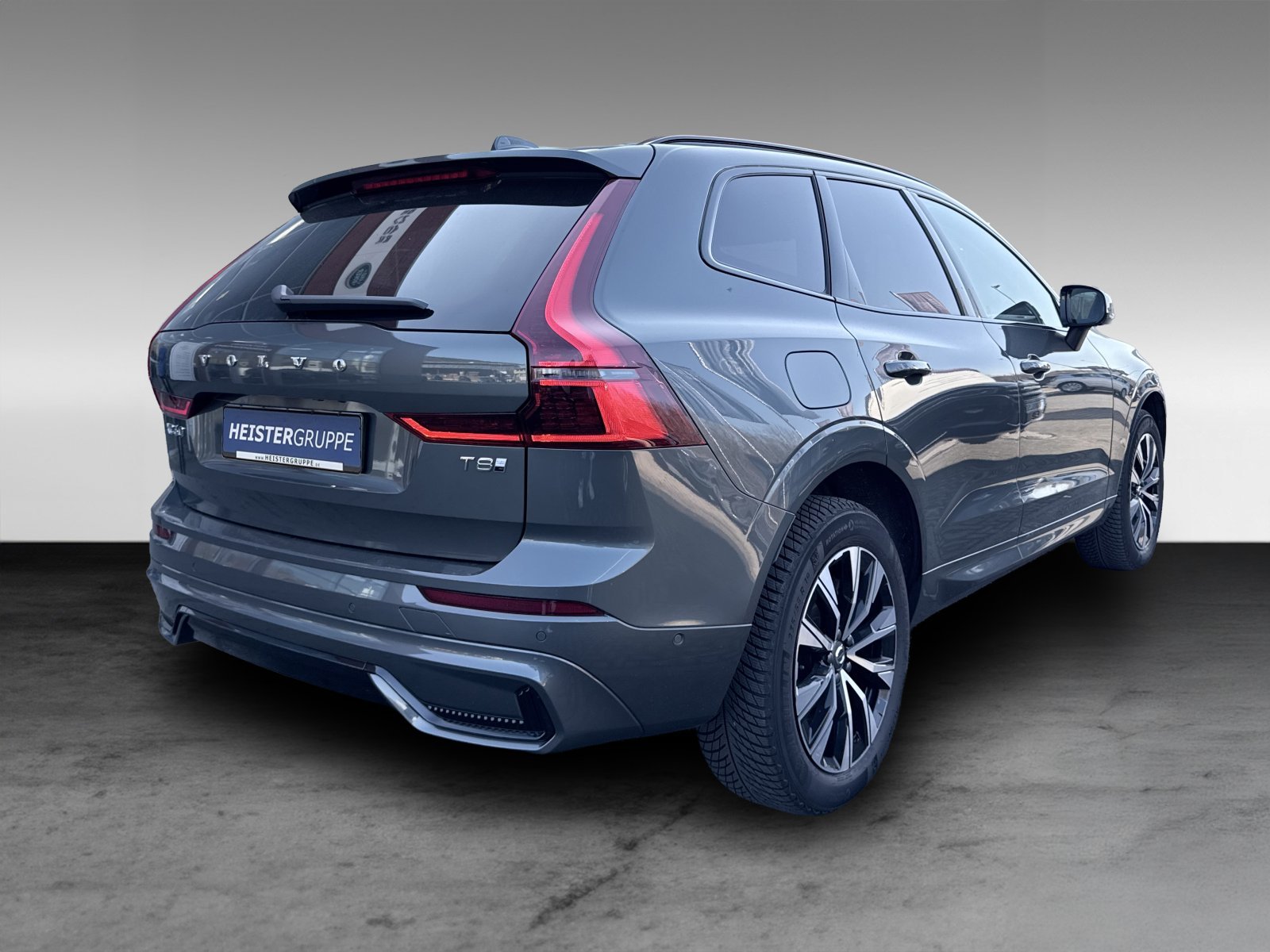 Volvo XC60 T8 Ultra Dark+Premium-Paket+Luftfahrwerk+B&W+Massage