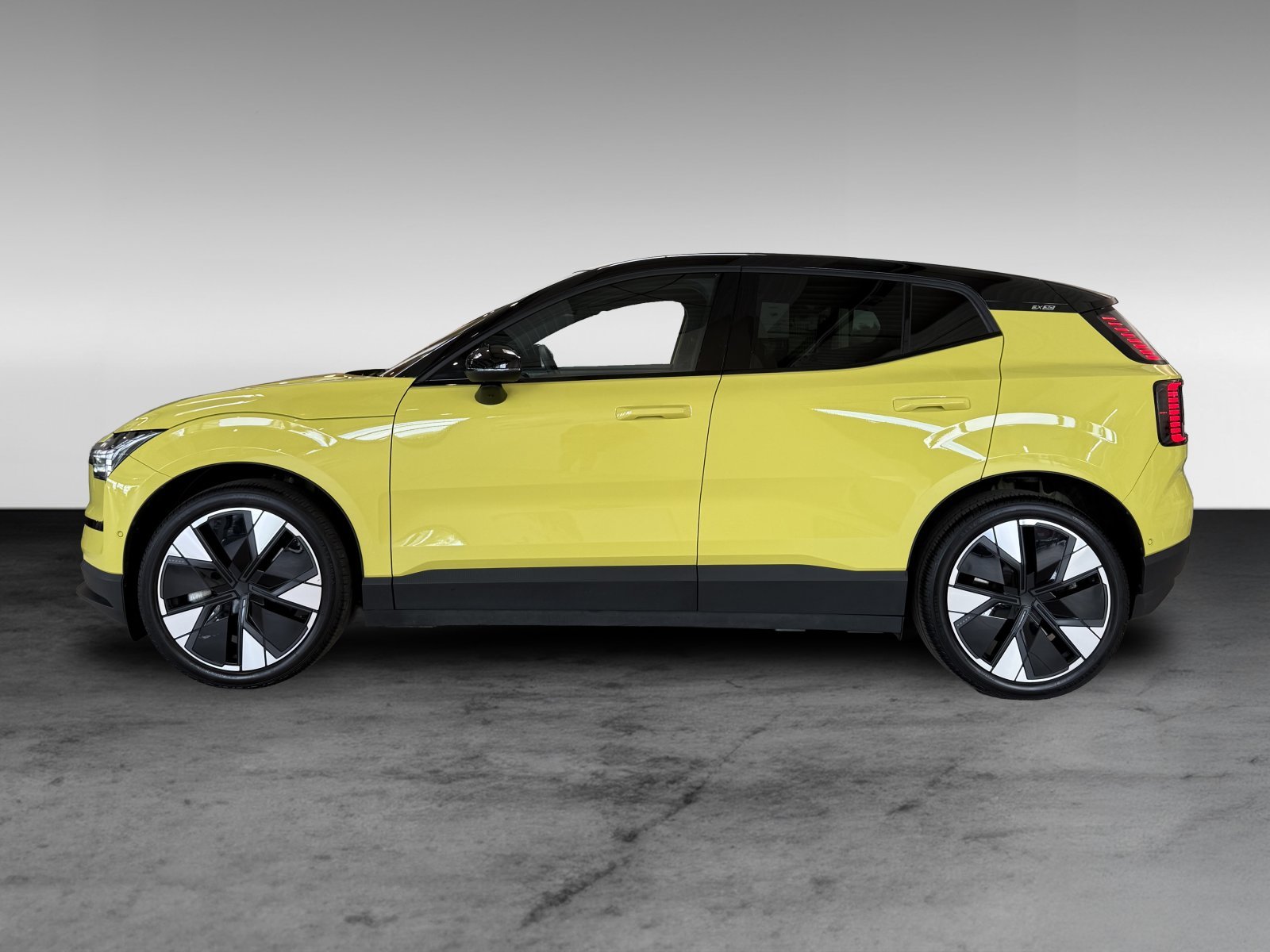 Volvo EX30 Twin Performance AWD Ultra+360°+HK+Winterpaket