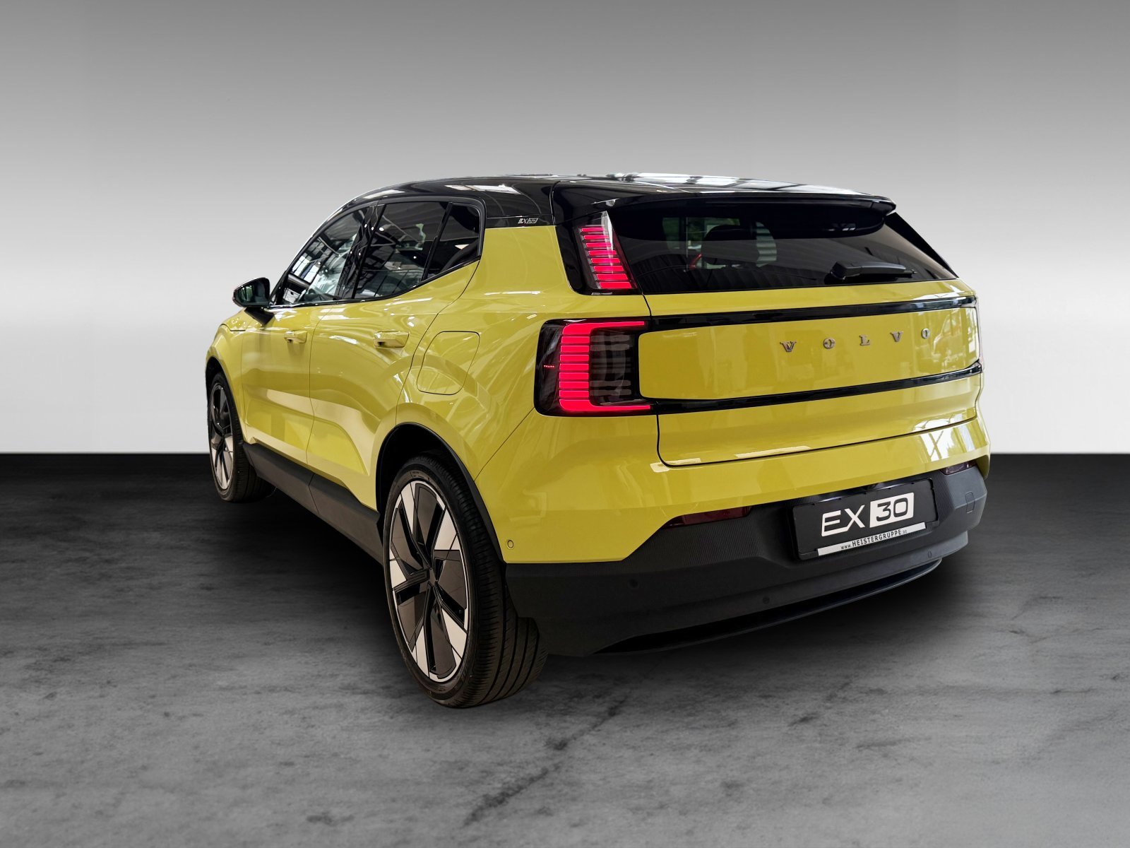 Volvo EX30 Twin Performance AWD Ultra+360°+HK+Winterpaket
