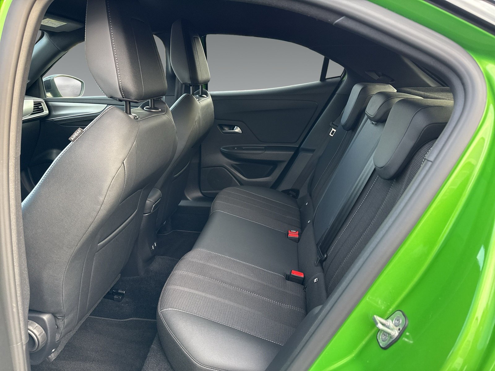 Opel Mokka GS-Line 1.2l 96KW(130PS) Automatik-Getriebe, RfKamera, LED, Klimaautomatik, Sitzheizung, Parkhilfe hinten