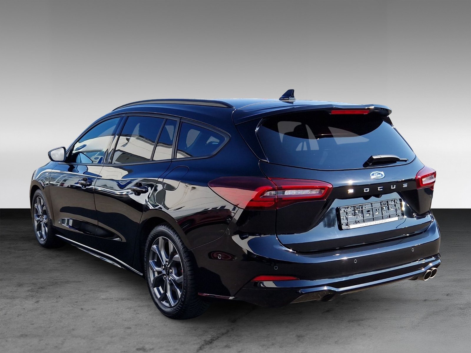 Ford Focus ST-Line X Turnier 1.5l TDci 85KW(115PS) Automatik-Getriebe, Panoramadach, el. Heckklappe, Navi+B&O, Head-Up, Sportsitze