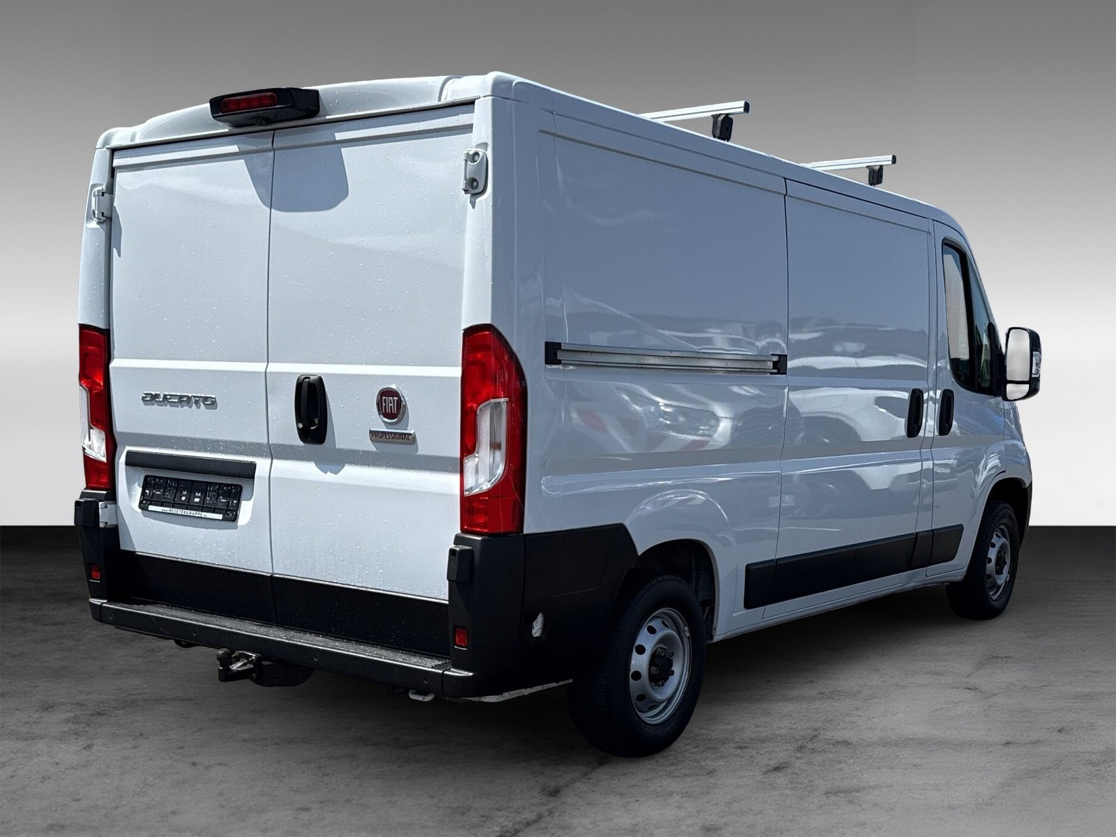 Fiat Ducato 33 140 Multijet L2H1 2.2l TDci 103KW(140PS) Klima, Sortimo Regalausbau, AHK, Parkhilfe hinten
