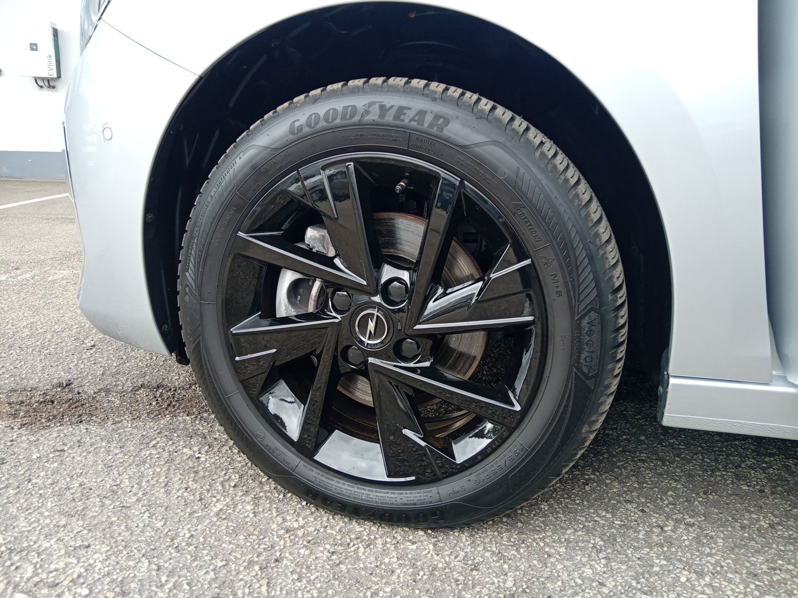Opel Corsa F 1.2 Turbo GS Automatik