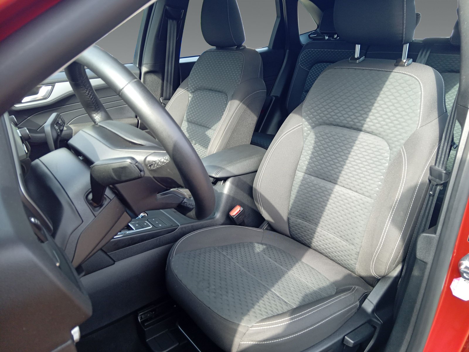 Ford Kuga Plug-In Hybrid Cool & Connect *AUTOM.*NAVI*PDC*