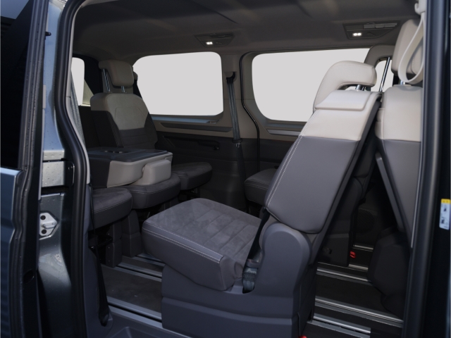 VW T7 Multivan Edition lang 2.0 TDI DSG AHK Navi Kamera