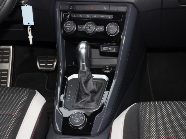 VW T-Roc Sport 2.0 TSI DSG 4Motion Navi LED